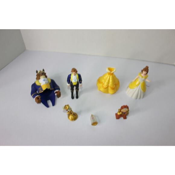 the beauty and the beast action figure lot (900) - Picture 2 of 3